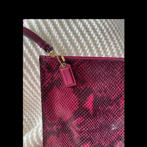 Coach - leather clutch - Picture 3 of 8